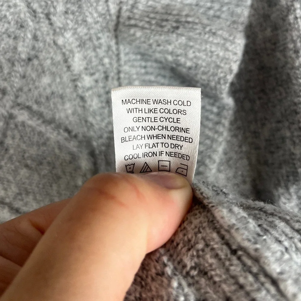Adrienne Vittadini Ruffle Front Cable Knit Autumn Cozy Sweater Gray Large